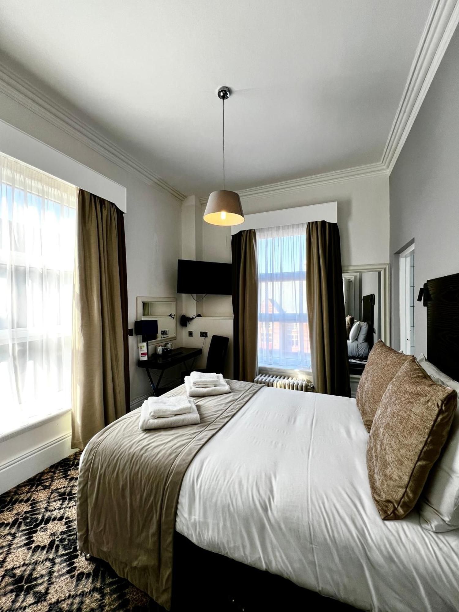 Best Western The Grand Hotel Hartlepool Bagian luar foto